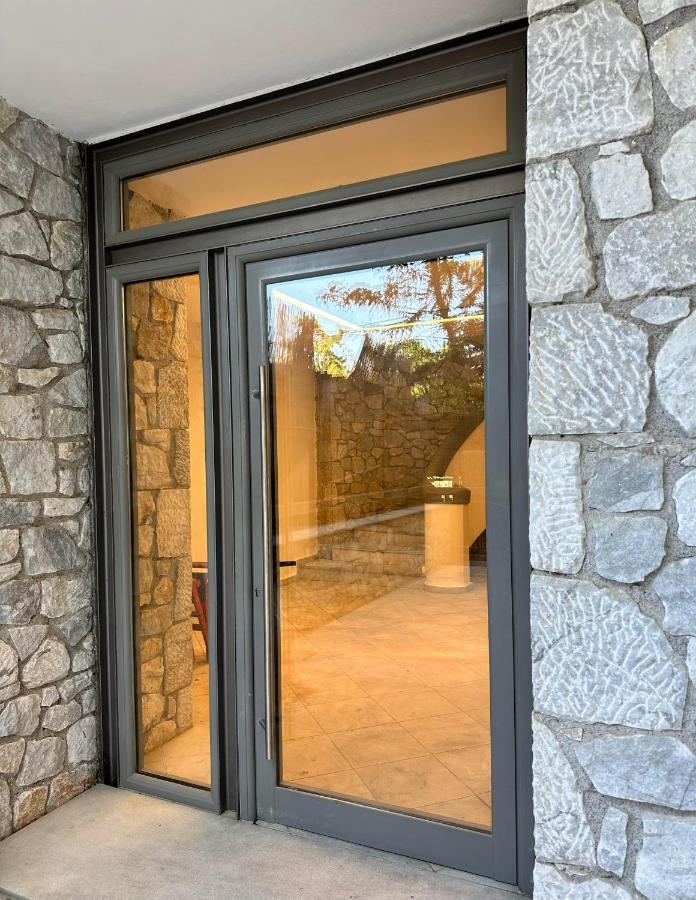 Eva'S Luxury Apartments No 4 أرتيميدا المظهر الخارجي الصورة