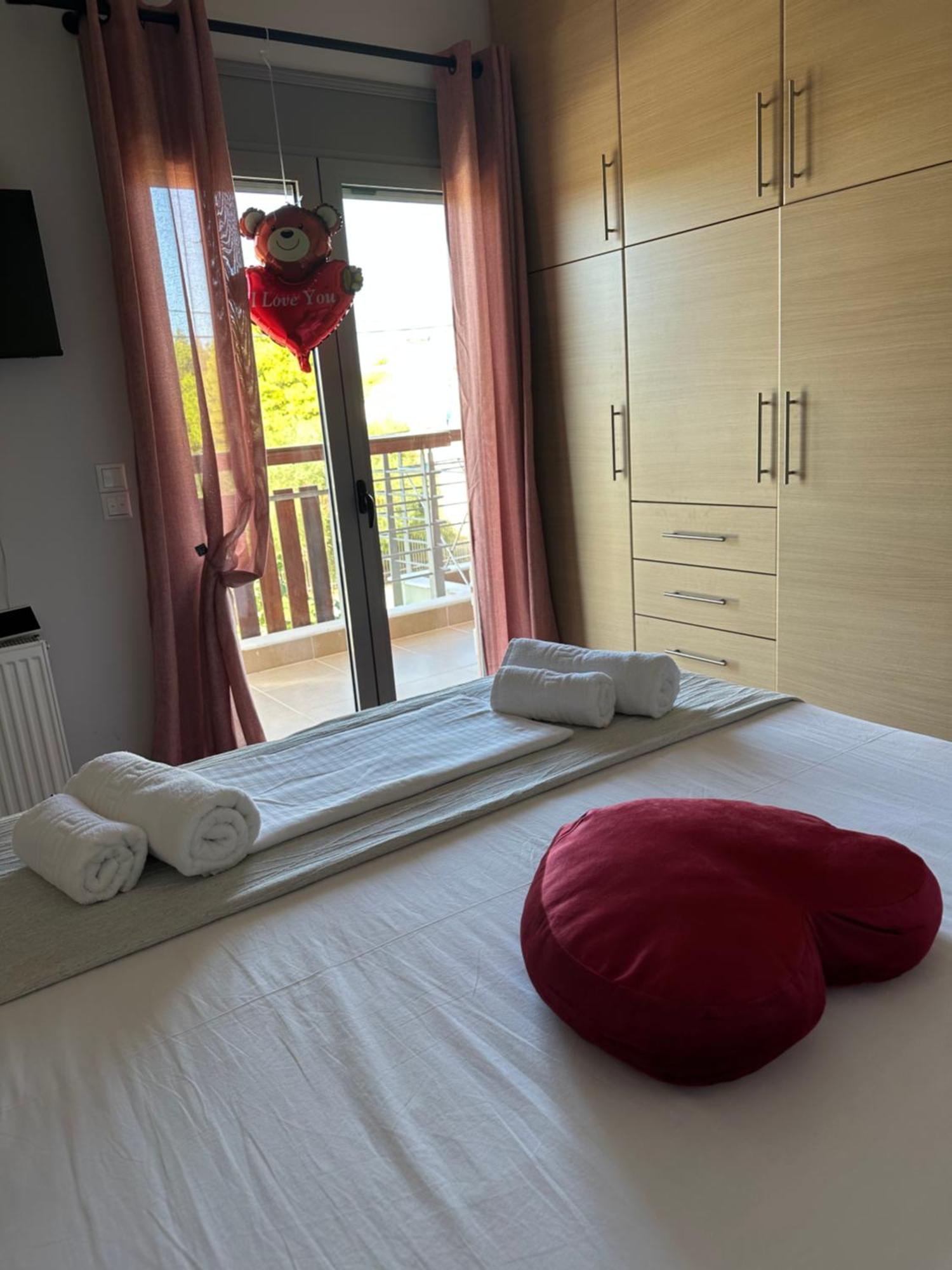 Eva'S Luxury Apartments No 4 أرتيميدا المظهر الخارجي الصورة
